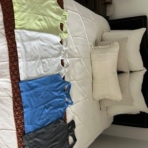 Lululemon workout tank tops- Size 6